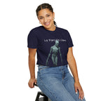 Camiseta Gráfica Unisex "Pallid — La Parcela Llama" | Negro o Azul Marino Comfort Colors