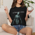 Camiseta Gráfica Unisex "Pallid — La Parcela Llama" | Negro o Azul Marino Comfort Colors